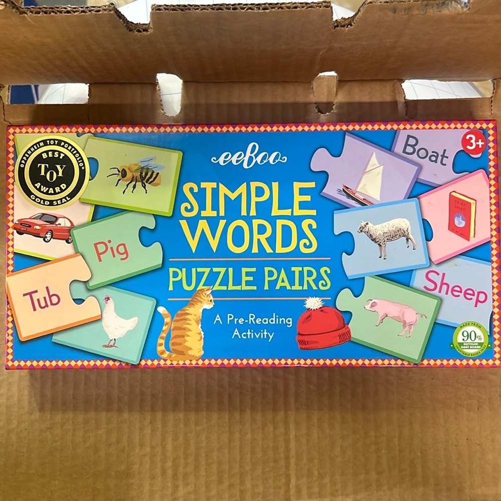 eeboo Simple Words Puzzle Pairs Ages 3+